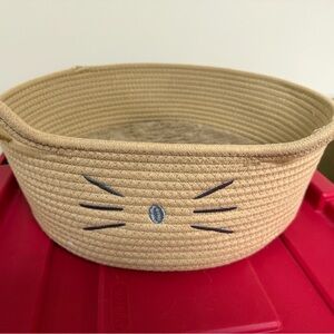 New Catstages Bed Basket Retreat Cat Bed